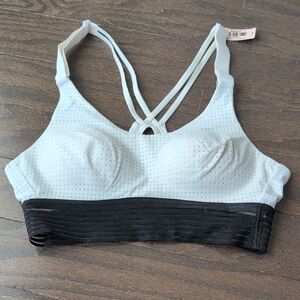Victoria's Secret Women's Black and White Bra